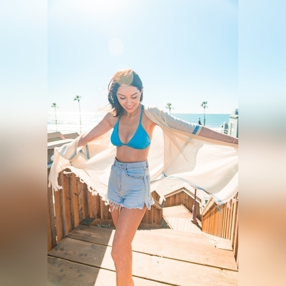 RAYS FOR DAYS - THE COCO CABANA COVERUP - TIDE - Picture 2 of 13